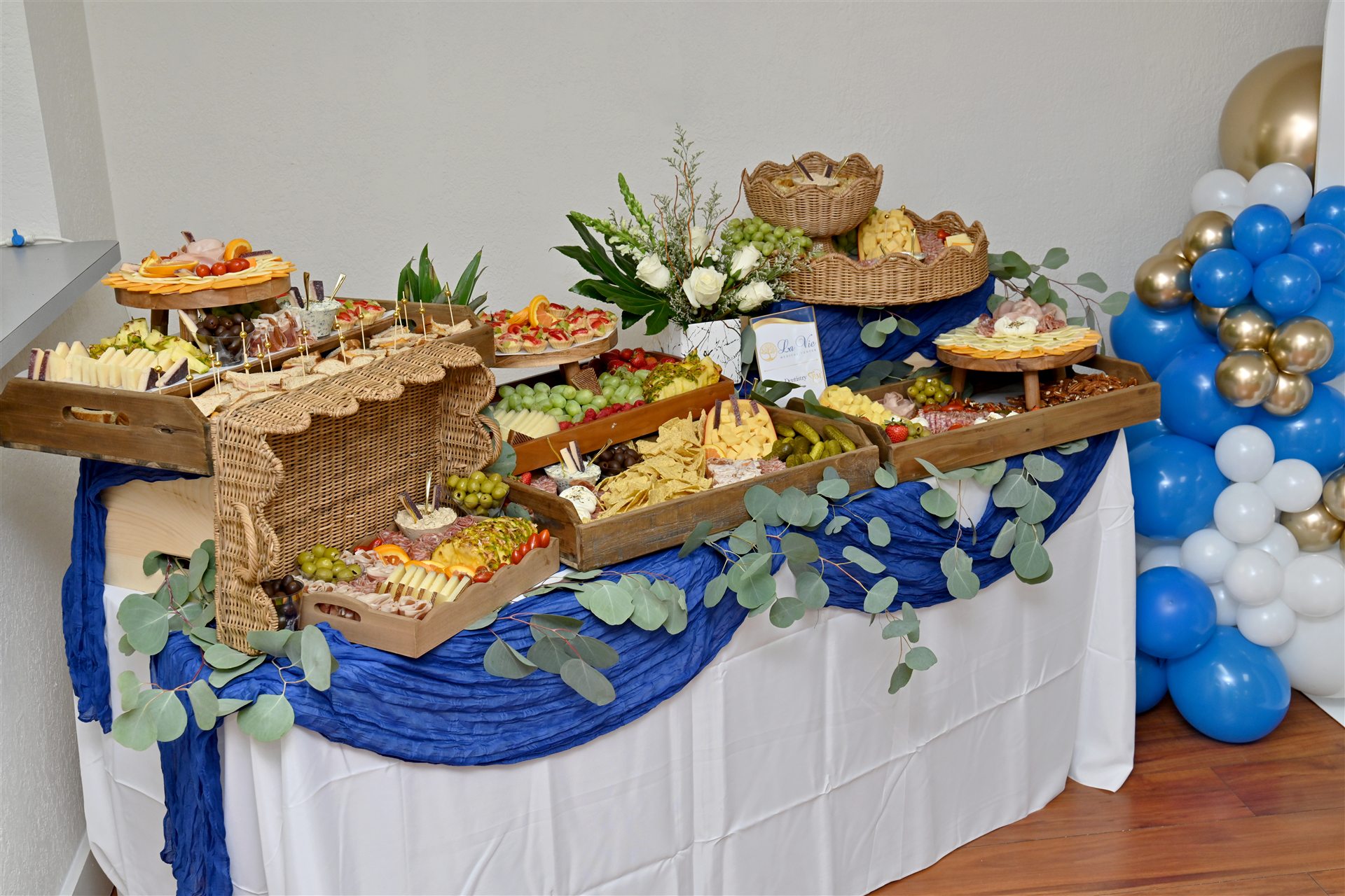 Mesa de grazing y catering diseñada por House XVII